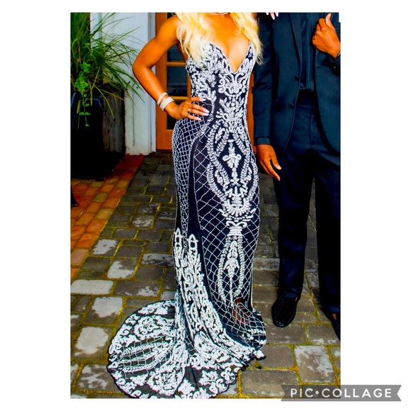 Dress by SHERRI HILL - Picture 1 of 13